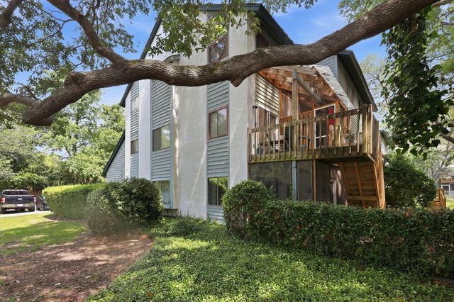 1161 Shadow Lake Circle J, Mount Pleasant, SC 29464