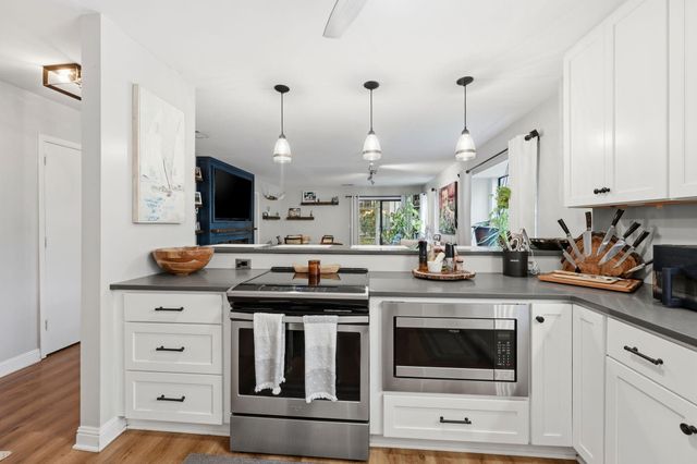 1161 Shadow Lake Circle J, Mount Pleasant, SC 29464