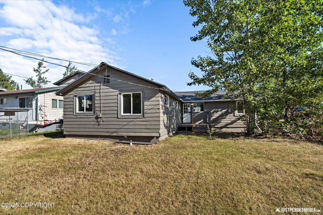 6600 E 8th Avenue, Anchorage, AK 99504