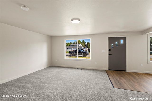 6600 E 8th Avenue, Anchorage, AK 99504