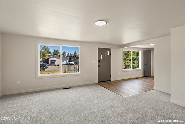 6600 E 8th Avenue, Anchorage, AK 99504