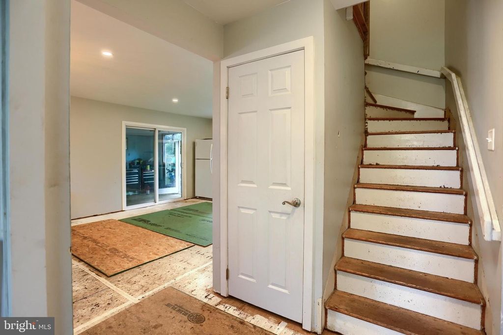 51 BELMONT SQ, DOYLESTOWN, PA 18901 — photo 4