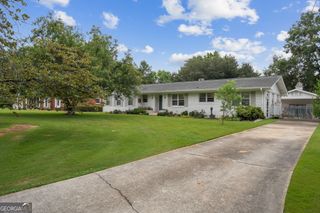 6180 Linwood Drive SE, Covington, GA 30014