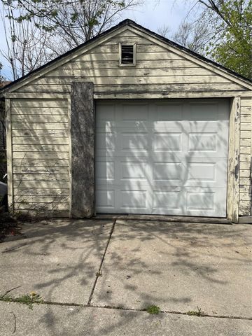 15494 Cedargrove Street, Detroit, MI 48205