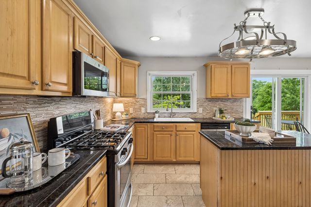 210 Barley Mill Rd, Old Hickory, TN 37138