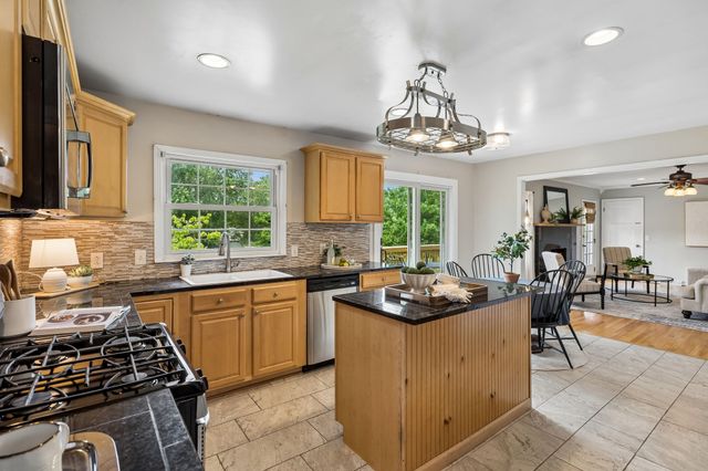 210 Barley Mill Rd, Old Hickory, TN 37138