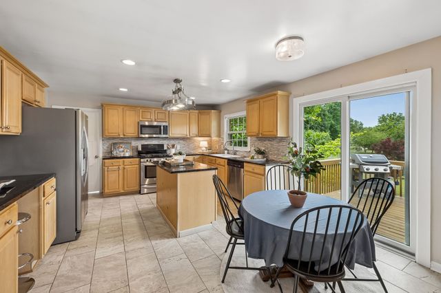 210 Barley Mill Rd, Old Hickory, TN 37138