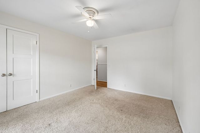 210 Barley Mill Rd, Old Hickory, TN 37138