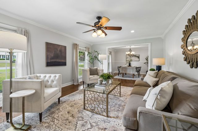 210 Barley Mill Rd, Old Hickory, TN 37138
