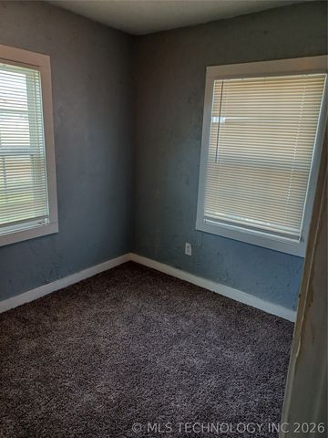 809 E 52nd Street North N, Tulsa, OK 74126