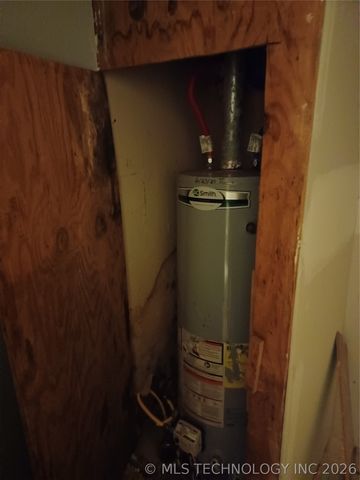 809 E 52nd Street North N, Tulsa, OK 74126