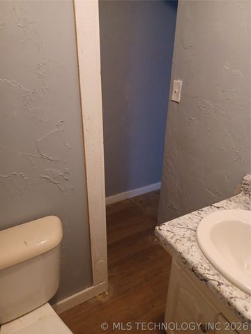 809 E 52nd Street North N, Tulsa, OK 74126