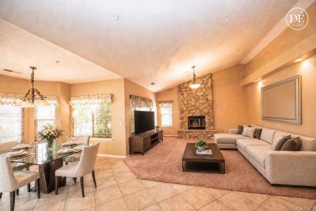 30540 Palomar Vista Dr, Valley Center, CA 92082
