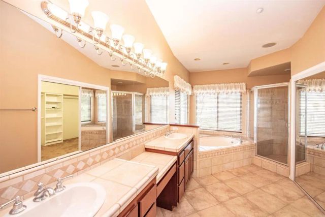 30540 Palomar Vista Dr, Valley Center, CA 92082