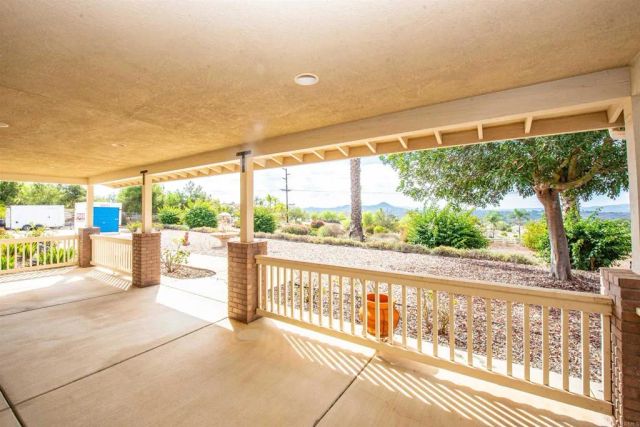30540 Palomar Vista Dr, Valley Center, CA 92082