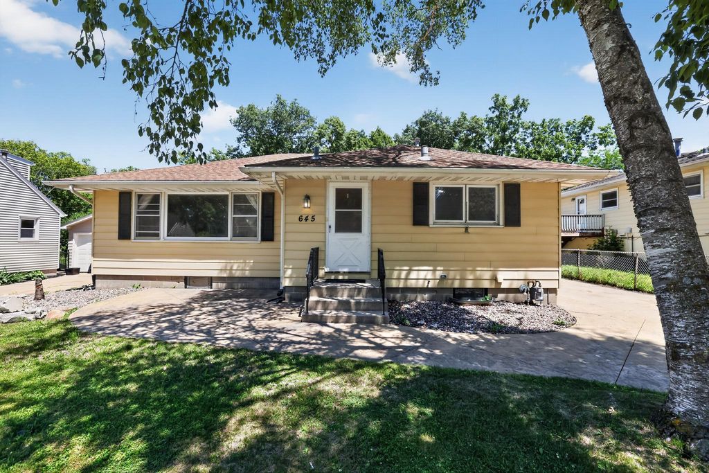 645 23rd Street NE, Rochester, MN 55906