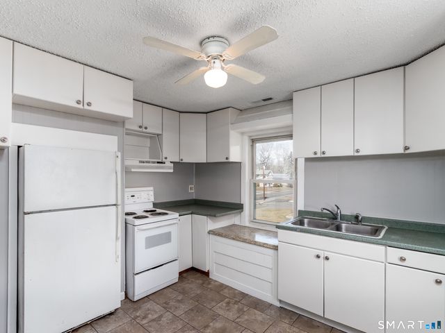 969 S. Main Street 2nd Floor, Southington, CT 06479