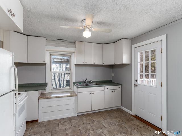 969 S. Main Street 2nd Floor, Southington, CT 06479