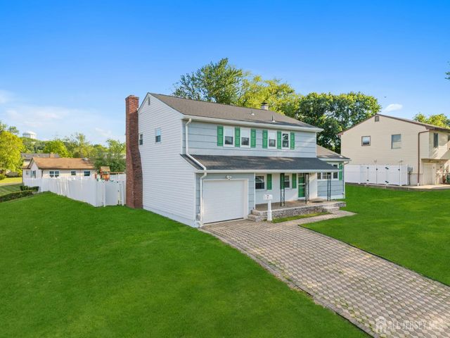 2 Wick Drive, Sayreville, NJ 08872