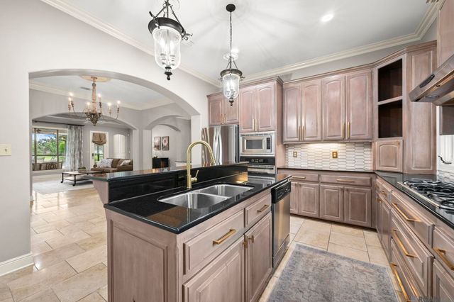 6258 Tezcuco Ct, Gonzales, LA 70737