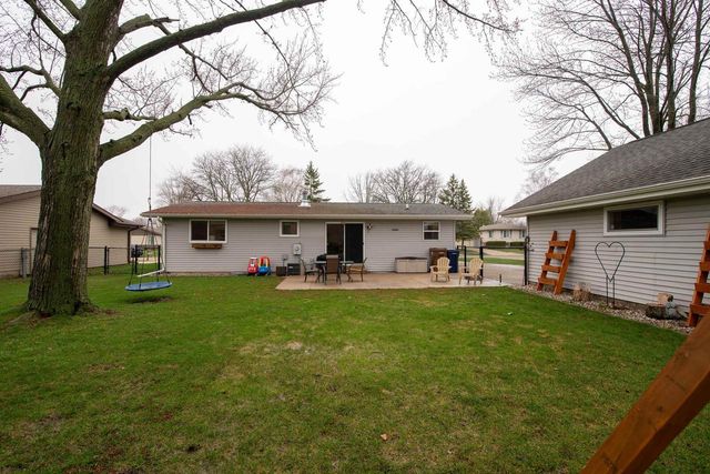 1045 MELISSA STREET, Menasha, WI 54952