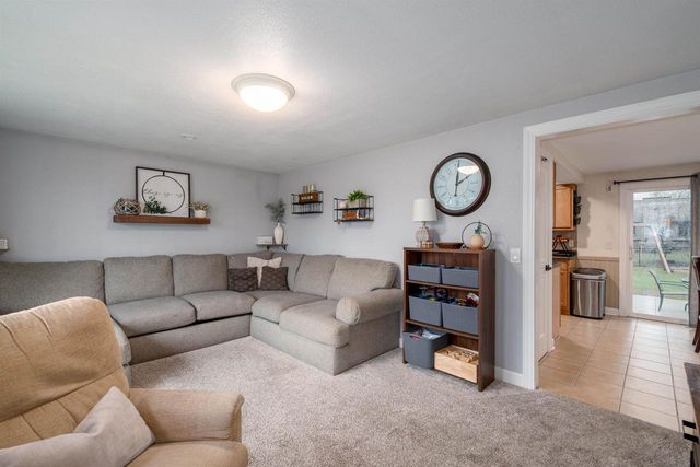 1045 MELISSA STREET, Menasha, WI 54952