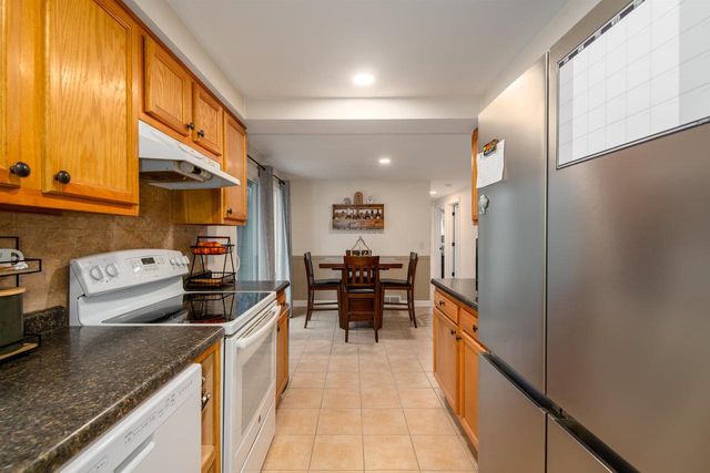 1045 MELISSA STREET, Menasha, WI 54952