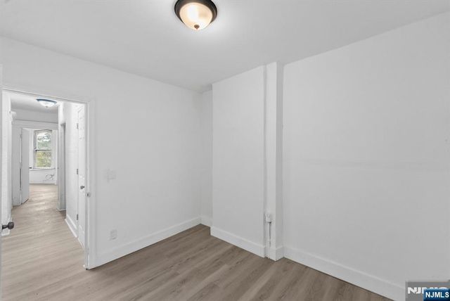 212 11th Street, Newark, NJ 07107