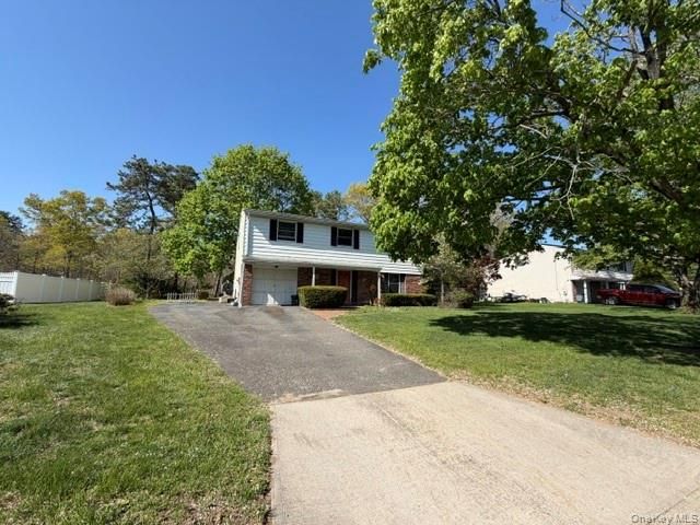 5 Broadhurst Street, Port Jefferson, NY 11776