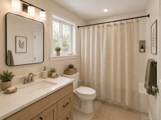 5 Broadhurst Street, Port Jefferson, NY 11776