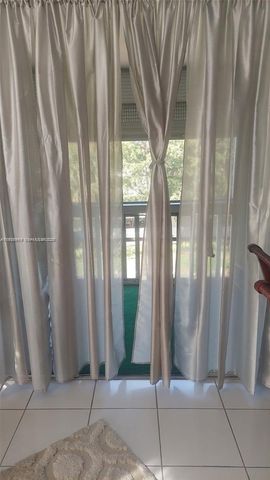 6921 Environ Blvd 4P, Lauderhill, FL 33319