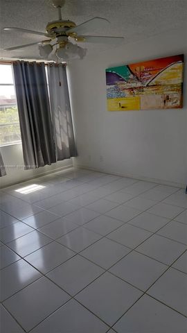 6921 Environ Blvd 4P, Lauderhill, FL 33319