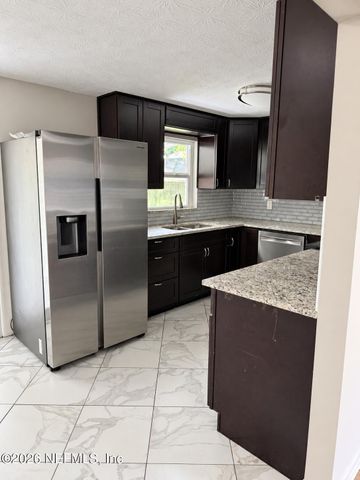 416 JANELL Drive, Orange Park, FL 32073
