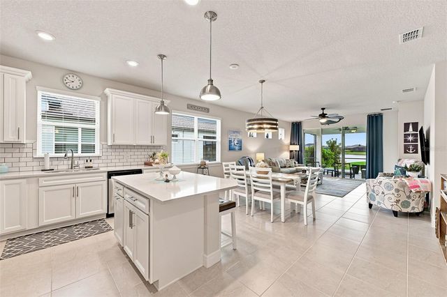 10208 COASTAL SHORES DRIVE, Parrish, FL 34219