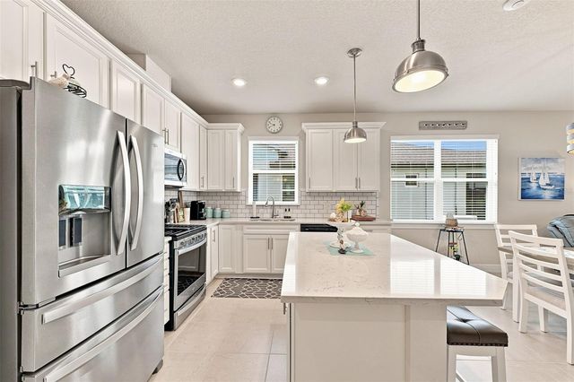 10208 COASTAL SHORES DRIVE, Parrish, FL 34219
