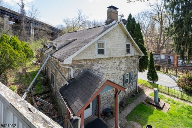 1053 S Main St, Phillipsburg Town, NJ 08865