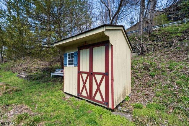 1053 S Main St, Phillipsburg Town, NJ 08865
