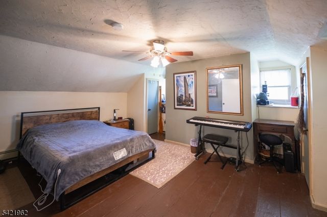 1053 S Main St, Phillipsburg Town, NJ 08865