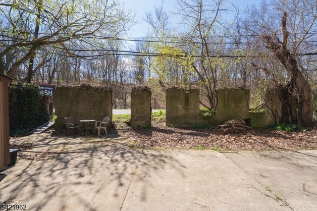 1053 S Main St, Phillipsburg Town, NJ 08865