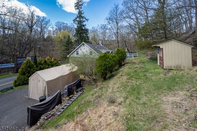 1053 S Main St, Phillipsburg Town, NJ 08865
