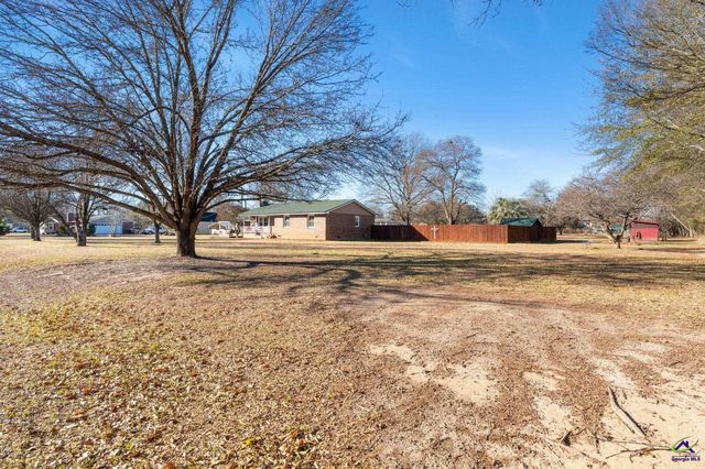 181 Kewanee Drive, Byron, GA 31008