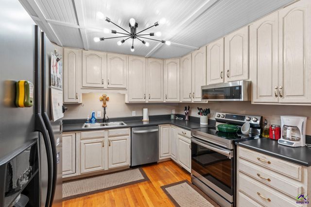 181 Kewanee Drive, Byron, GA 31008