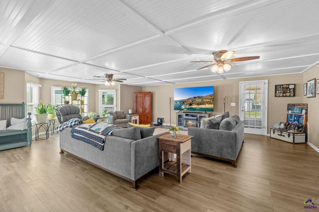 181 Kewanee Drive, Byron, GA 31008