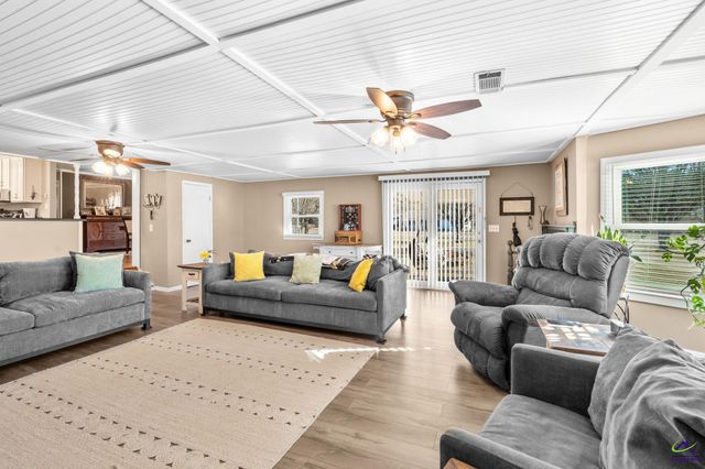 181 Kewanee Drive, Byron, GA 31008