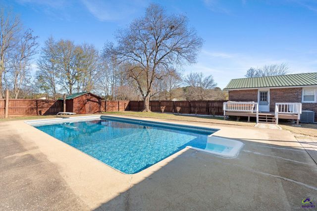 181 Kewanee Drive, Byron, GA 31008