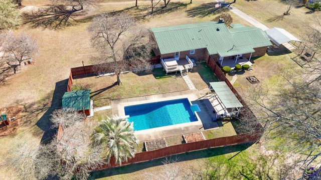 181 Kewanee Drive, Byron, GA 31008