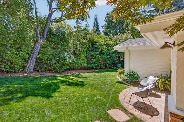 63 Ridgecourt, Woodside, CA 94062