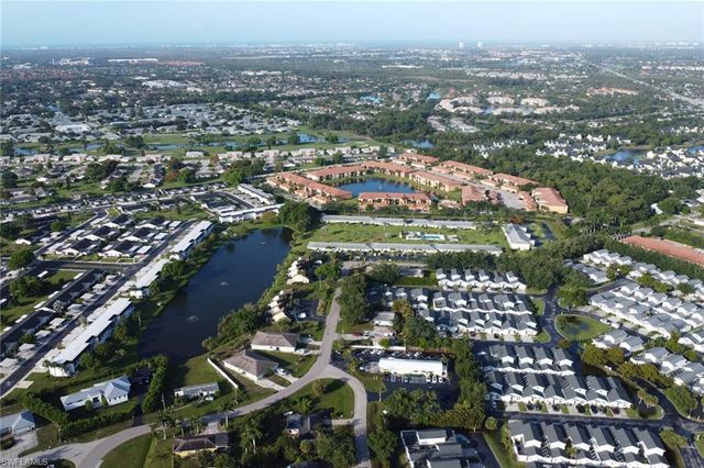 6701 Fiesta LN, Fort Myers, FL 33919