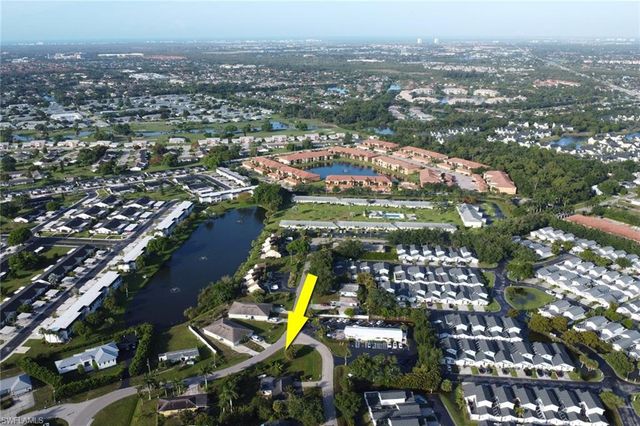 6701 Fiesta LN, Fort Myers, FL 33919