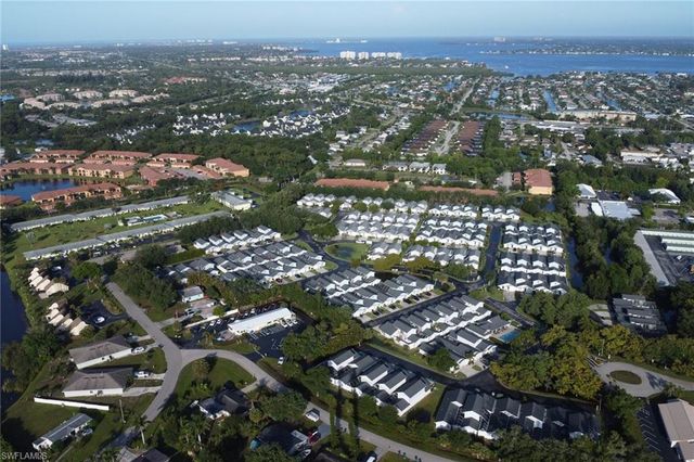 6701 Fiesta LN, Fort Myers, FL 33919
